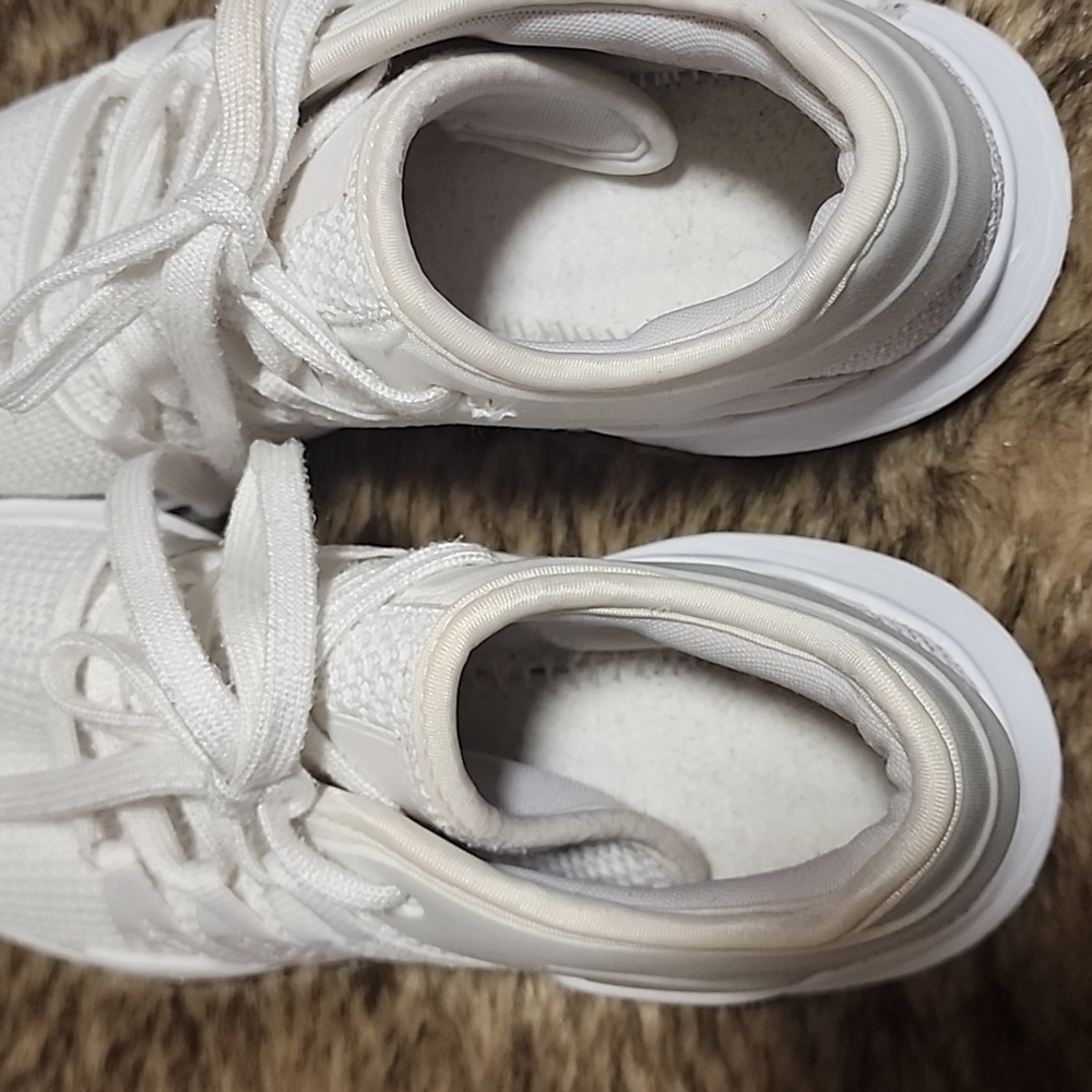 Adidas equipment - Picture 3 of 8